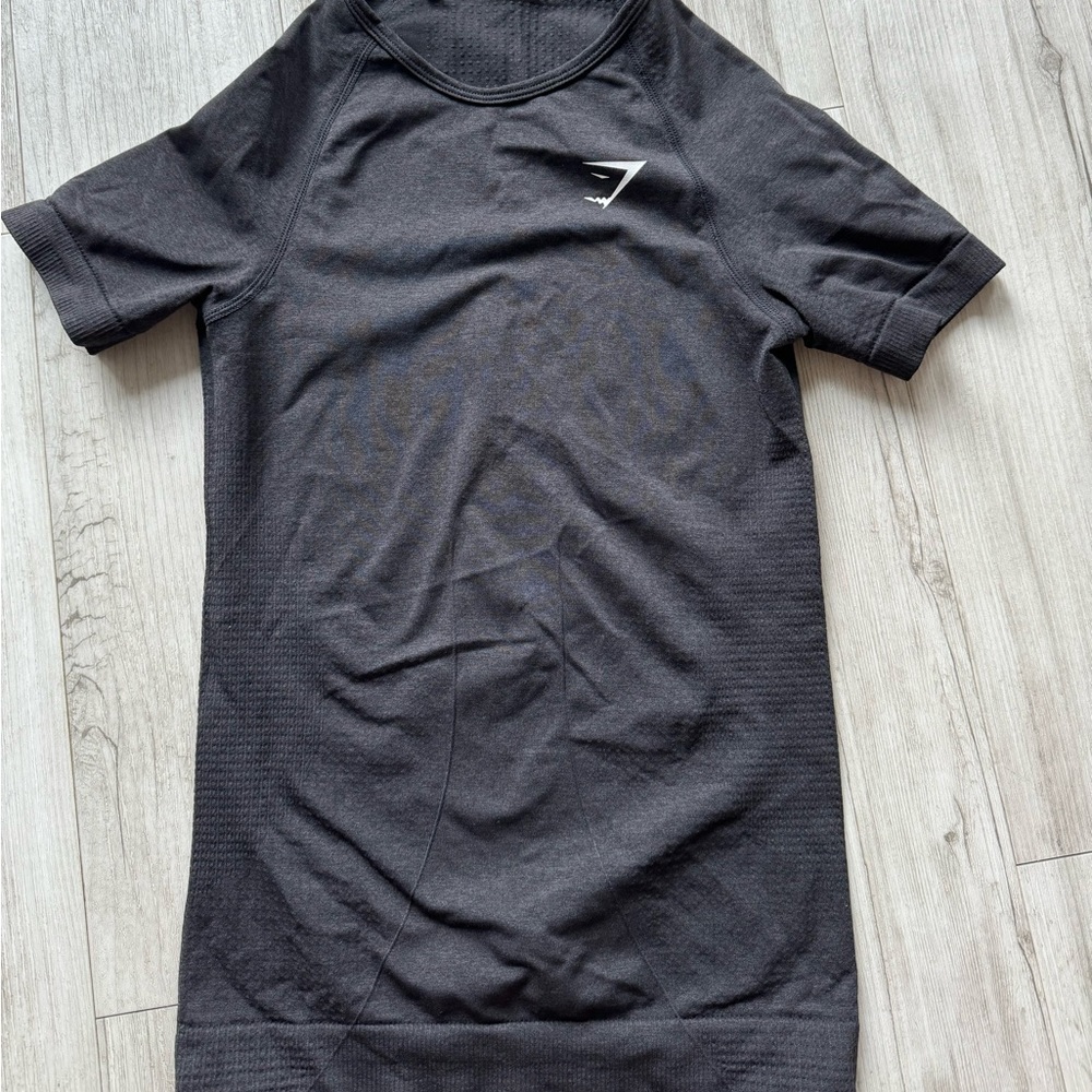 Gymshark black short sleeve top